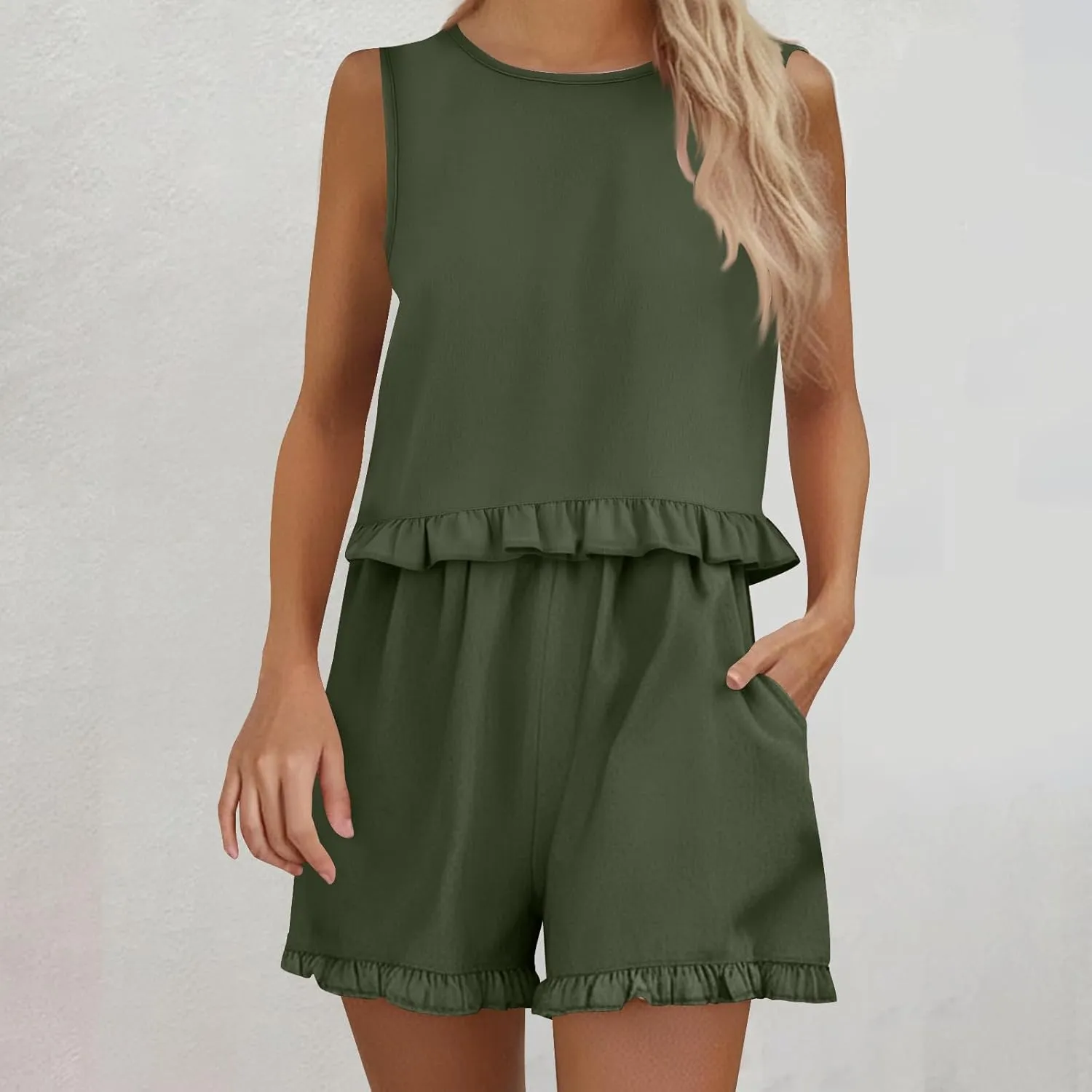 Women's 2 Piece Beach Vacation Outfits Casual Sleeveless Button Back Cropped Tank Top Shorts Ruffle Trim Set Tracksuit